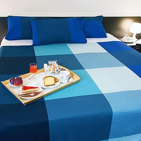 7 Mari Hotel